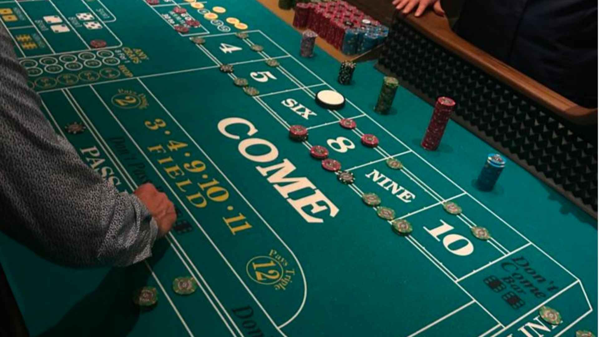 What Makes Randomized Entertainment Different From Fixed Outcomes